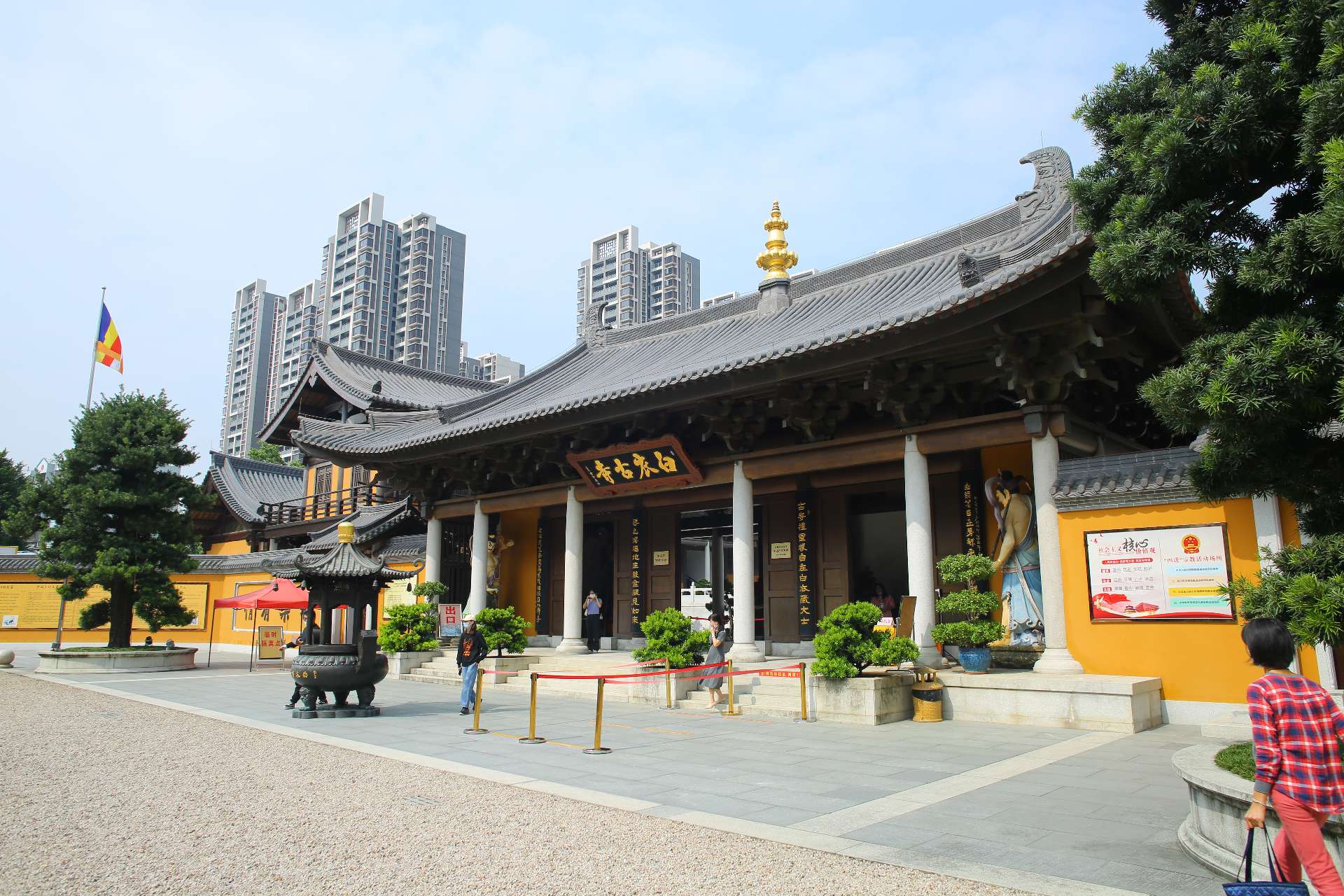 白衣古寺…西山寺之旅